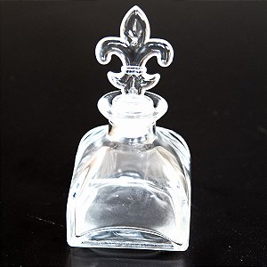 DIFUSOR DE AROMAS VIDRO COM TAMPA PLÁSTICA 15 X 7,5 X 8 CM