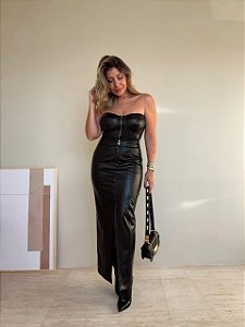 Conjunto Cropped e Saia Midi Courino Ava Preto