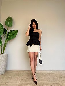 Short Saia Alfaiataria Gisela Bege Claro
