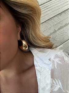 Brinco Meia-Lua Dourado
