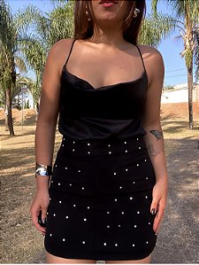 Blusa Cetim Decote Degagê Jane Preta