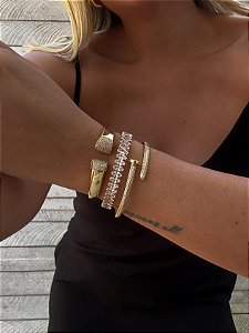 Bracelete Dourado Pedras