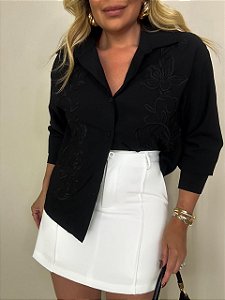 Camisa Bordada Vitória Preta
