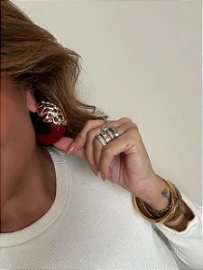 Brinco Vermelho Bordô