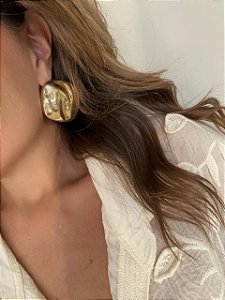 Brinco Orgânico Dourado