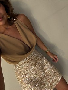 Blusa Decote Degagê Leonie Marrom Claro