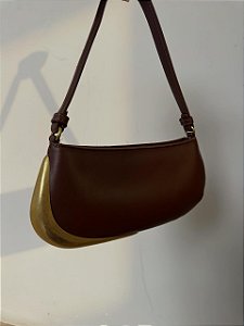 Bolsa Marrom Detalhe Metálico Dourado