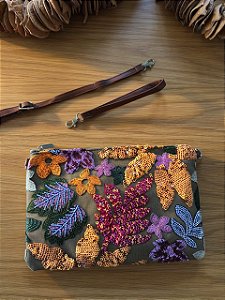 Bolsa Bordada Floral