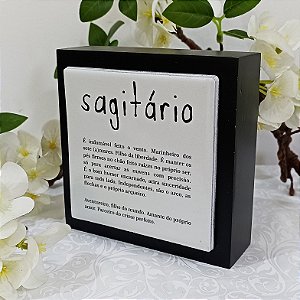 Cubo Preto e Branco Signo Sagitário