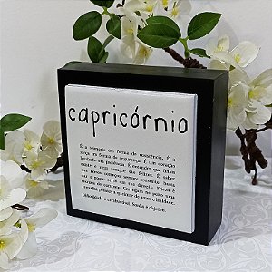 Cubo Preto e Branco Signo Capricórnio