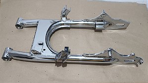 Balança quadro elástico para fan125/150Titan CG cromada sem bacalhau