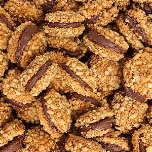 Biscoito Agnus com Creme de Avelã