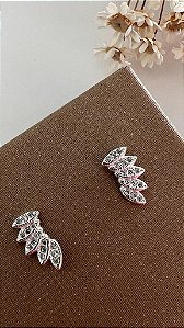 Brinco Ear cuff Folha Cravejado