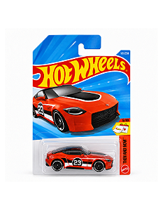 Hot Wheels 2023 Nissan Z Laranja – Mainline 2025