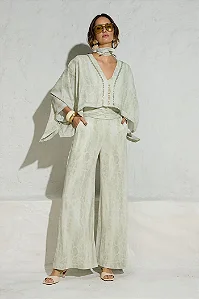 Macação com Capa Estampa Thamara Capelão