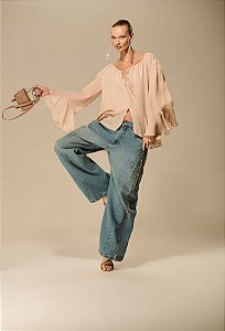 Calça Jeans Barrel Com Costura Caos Moda