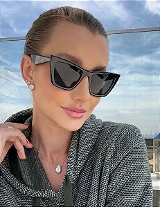 Óculos de Sol Bilieve Grande Preto AcBrasil