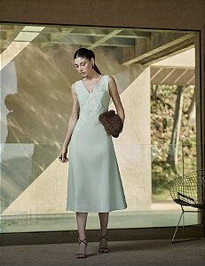 Vestido Linho Bordado Cléo Oficial