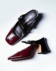 Mule Salto Bloco Médio em Couro Verniz com Fivela Luiza Barcelos