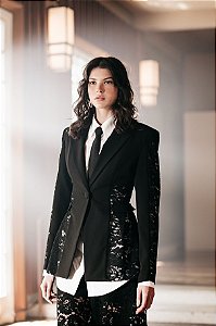 Blazer Detalhe Renda Skazi