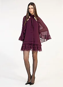 Vestido Curto Chiffon com Capa Removível Skazi