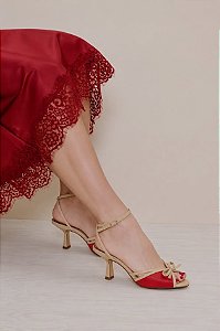 Sandália Salto Médio em Couro Detalhe Laço Luiza Barcelos