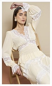 Blusa Detalhe Renda Thamara Capelão