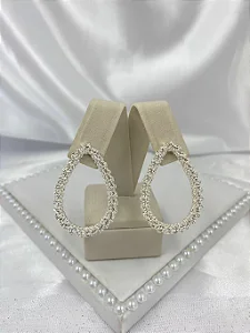 Brinco Gota Riscada Banhada a Prata