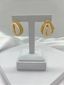 Brinco Búzio Dourado