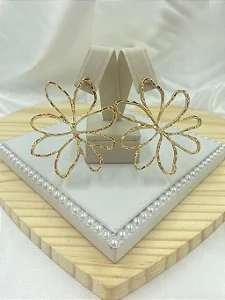 Brinco Folheado Flor