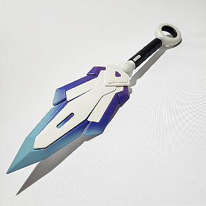 Kunai Kiriko Le Sserafin