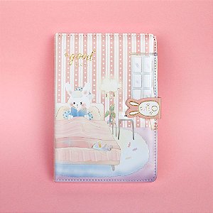 Caderno Brochura Com Folhas Ilustradas e Fecho Magnético Soft Touch Coelho Rosa