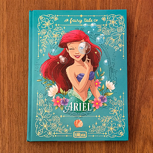 Caderno Brochura Colegial Princesas com Folhas Ilustradas - Ariel