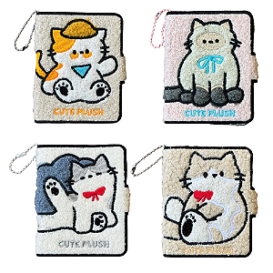 Caderno Brochura Mini Com Capa Peludinha e Fecho