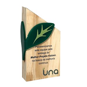 Código 2553 - Troféu madeira nobre ou sustentável com corte superior e sobreposição acrílico