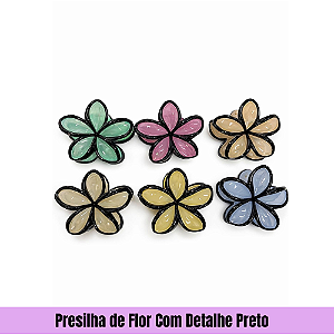 Presilha de Flor Com Detalhe Preto