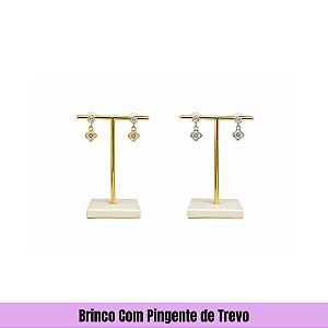 Brinco Com Pingente de Trevo