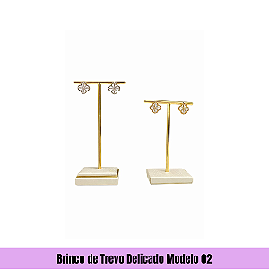 Brinco de Trevo Delicado Modelo 02