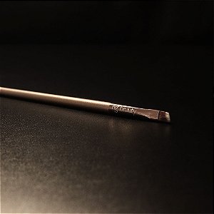 Pincel chanfrado para sobrancelha e delineador