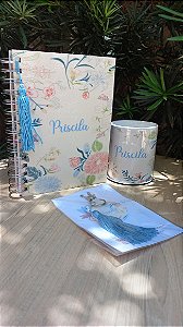 Kit Floral com caderno, caneca e chaveiro