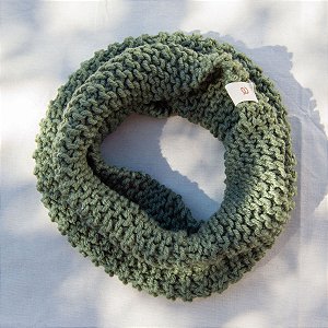 Gola Feita à Mão de Tricot
