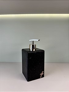 P) Saboneteira Pietra em Mármore São Gabriel Preto Escovado