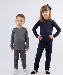 KIT DE 2 CONJUNTOS TÉRMICOS E PELUCIADOS COM BLUSA DE MANGA COMPRIDA E CALÇA INFANTIL UNISSEX 1 AO 14 - MARINHO E CHUMBO