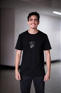 Camiseta Unissex Handerson Preta