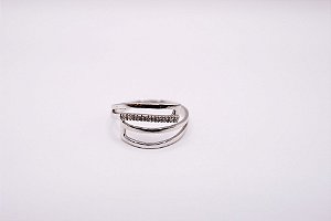 ANEL OURO BRANCO DIAMANTE 5PTS