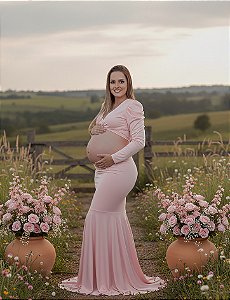 Conjunto para ensaio de gestante com saia sereia e blusa manga longa com obreira