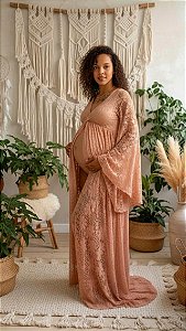 Vestido para ensaio fotográfico de gestante em renda crochê