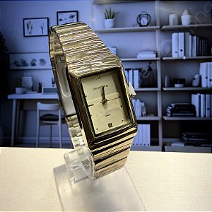 Relogio feminino Mondaine dourado 99851LPMVDE1