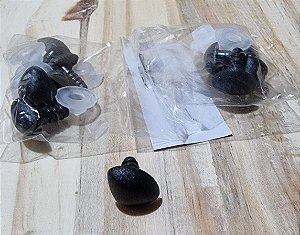 NARIZ COM TRAVA PRETO - TAMANHO 1,5
