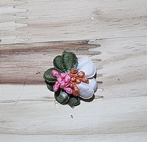 FLOR DE TECIDO  COLORIDA - 8 UNIDADES